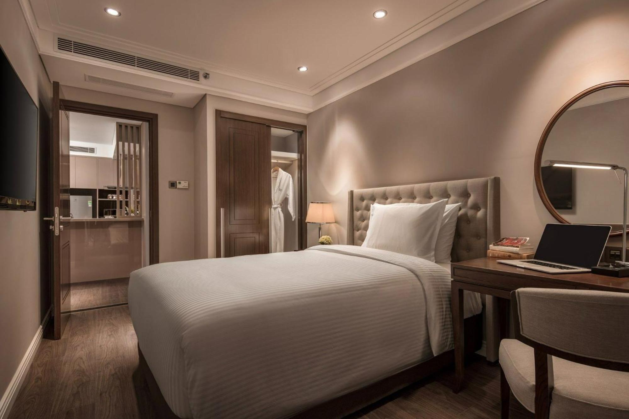 Luxury Apartment - Rooftop Swimming Pool - Beach Front - Hinata Apartment Da Nang Eksteriør bilde