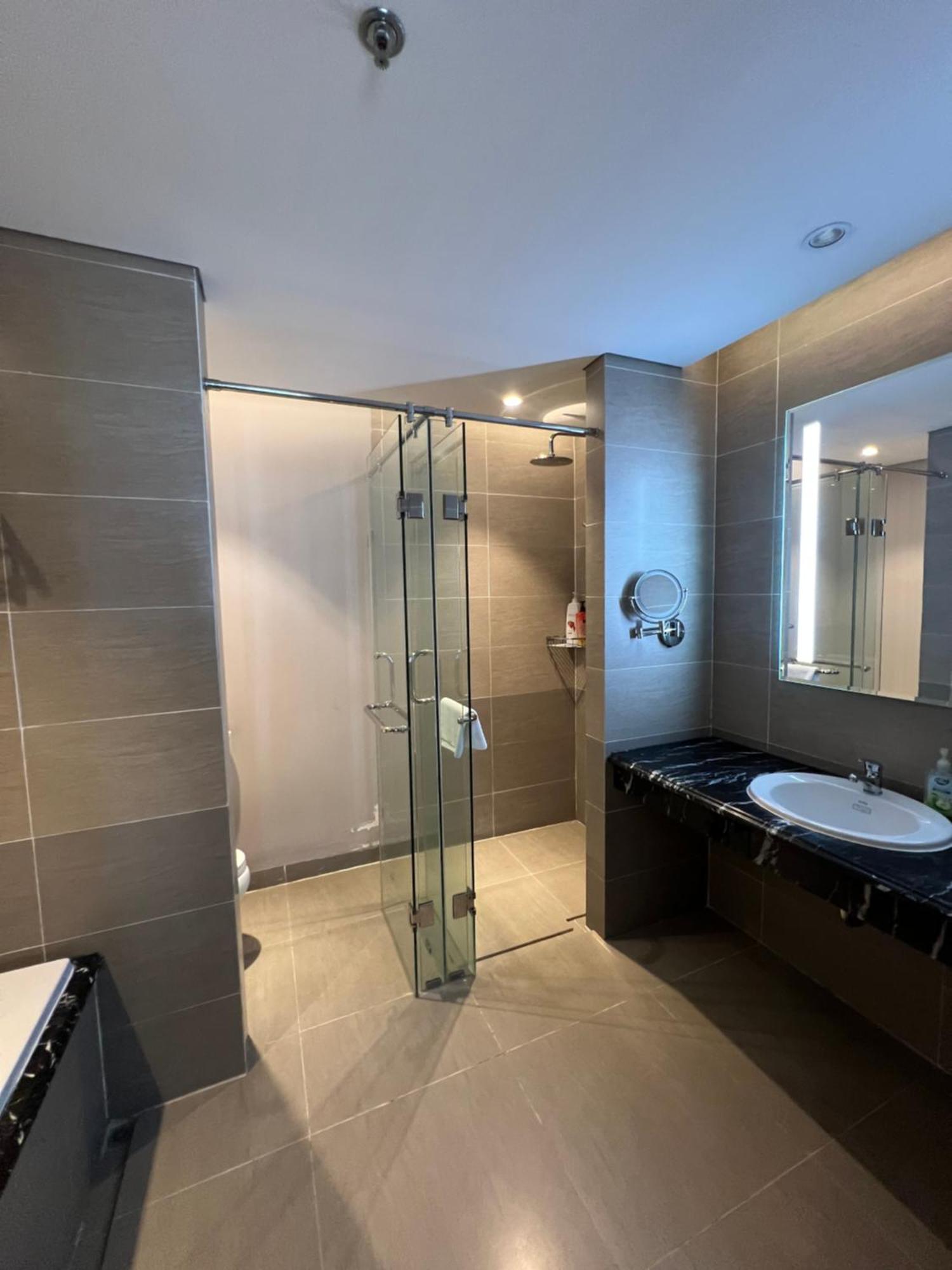 Luxury Apartment - Rooftop Swimming Pool - Beach Front - Hinata Apartment Da Nang Eksteriør bilde